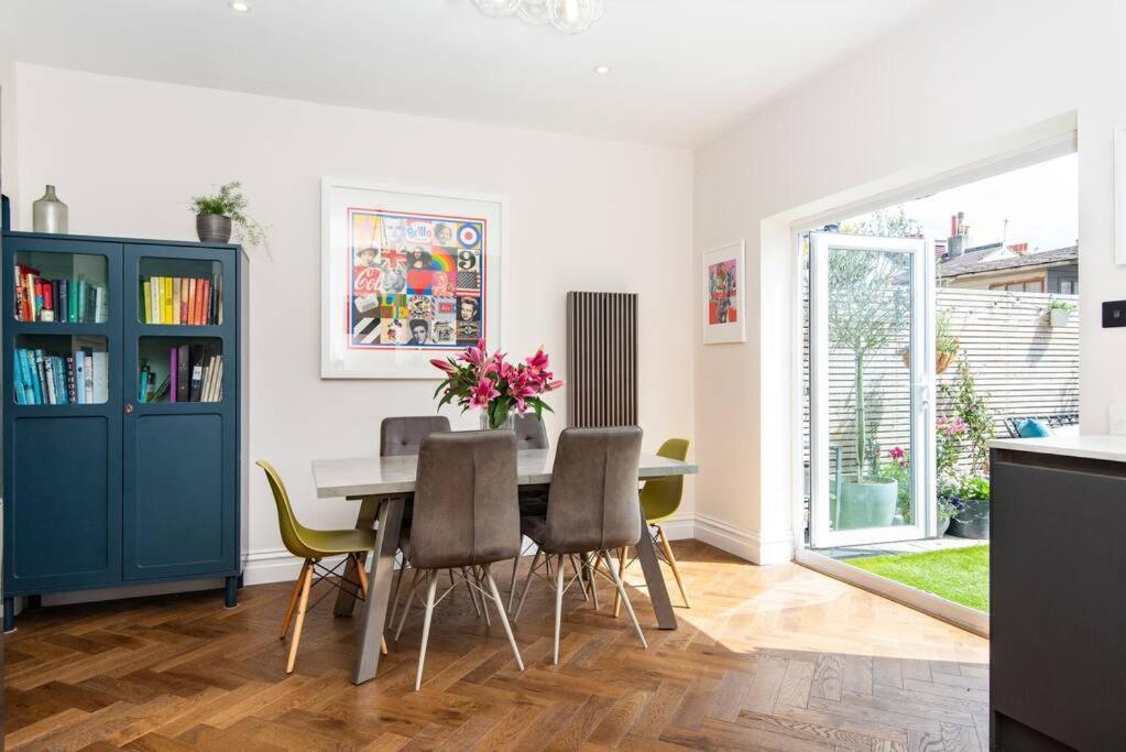 Вилла Newly Renovated Victorian House With Free Parking Брайтонн Экстерьер фото